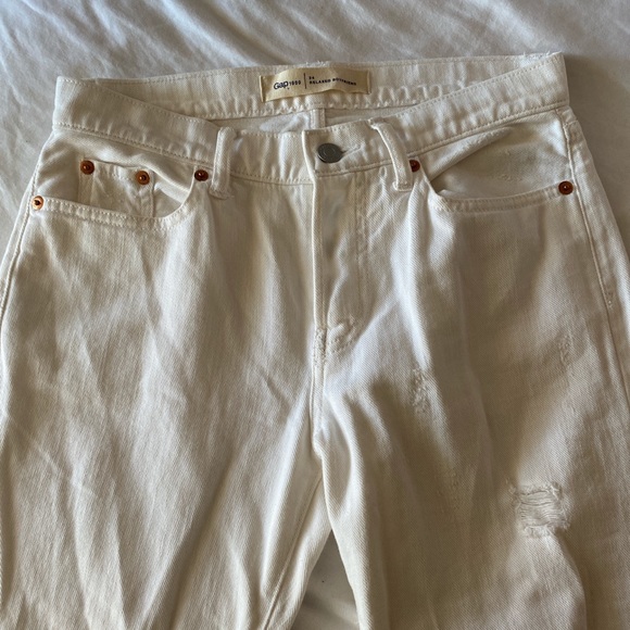 Gap 1969 White Boyfriend Jeans - Picture 3 of 5